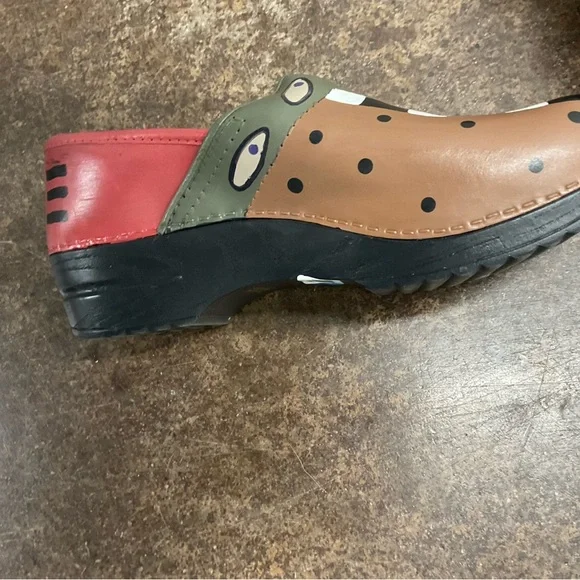 Jill Stein Wearable Art Clogs Size 11 - Picture 3 of 4